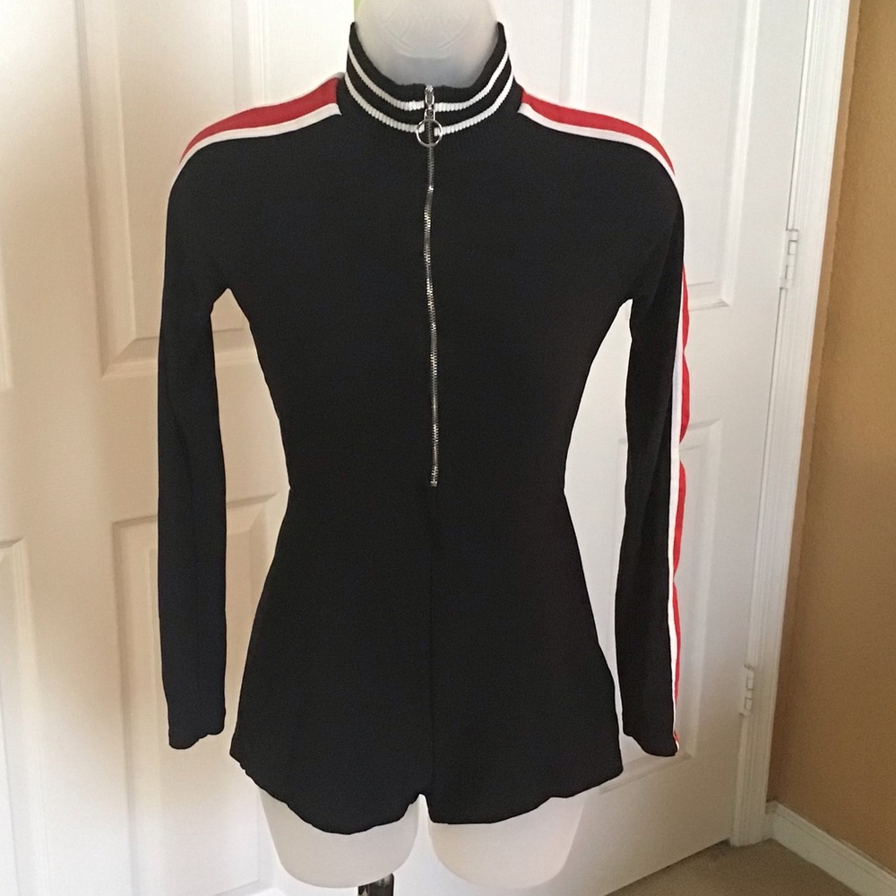 Fashion Nova Women’s Long Sleeve Romper Sz Small - Picture 4 of 11